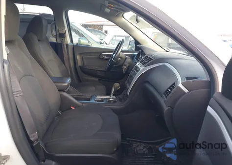 2011 Chevrolet Traverse 1Lt z USA, uszkodzony, nr VIN 1GNKVGED0BJ340557